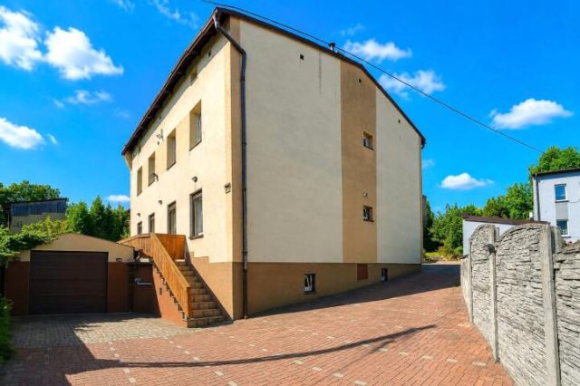 dom wolnostojący, 5 pokoi Piekary Śląskie, ul. Bytomska. Zdjęcie 2