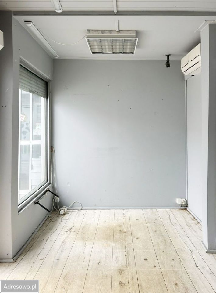 Lokal Gdynia Karwiny, ul. Korzenna. Zdjęcie 3