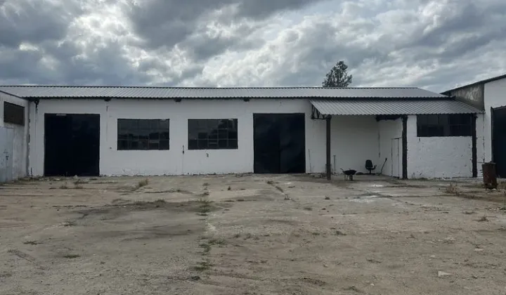 Hala/magazyn Szydłówek