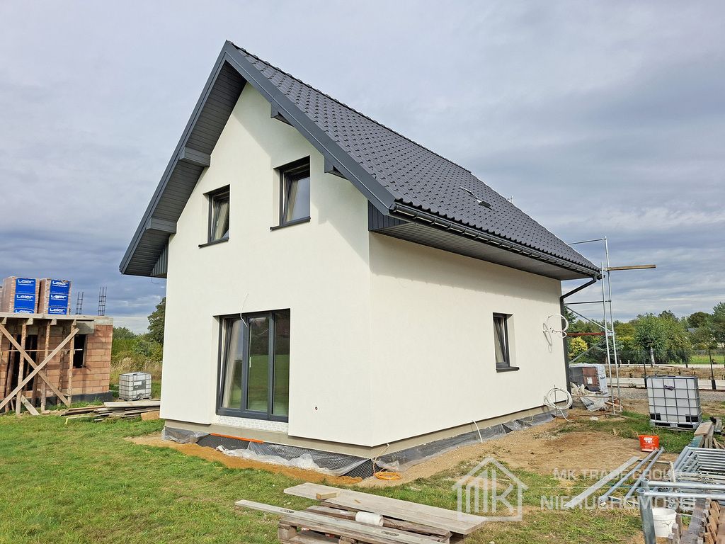 dom wolnostojący, 4 pokoje Kłaj. Zdjęcie 1