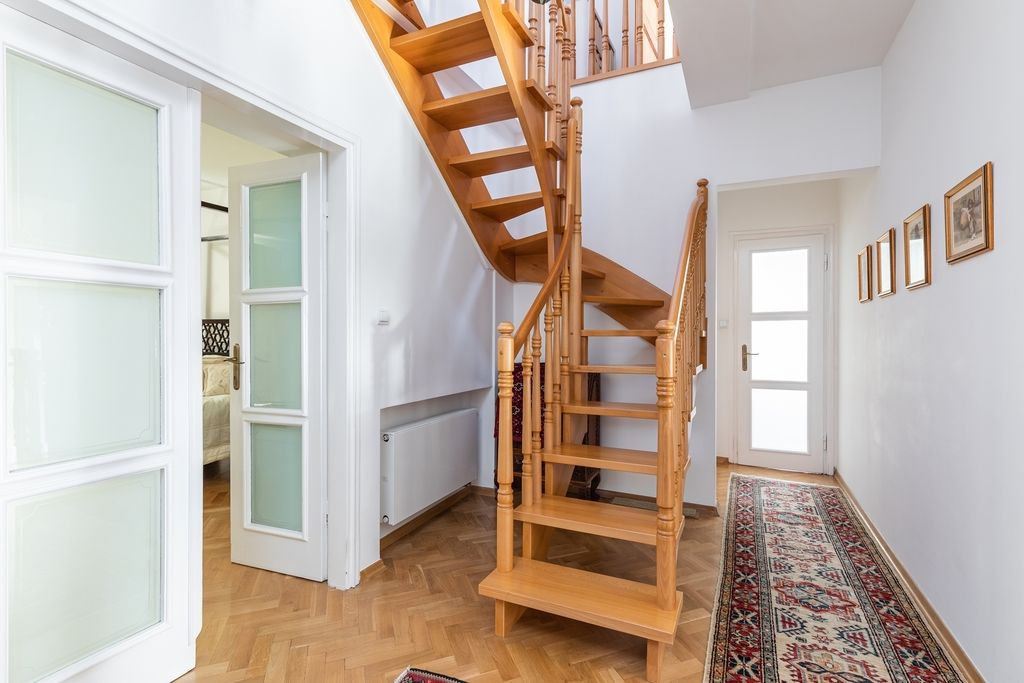 dom wolnostojący, 7 pokoi Warszawa Mokotów, ul. Skrzetuskiego. Zdjęcie 9