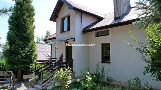 dom wolnostojący, 6 pokoi Rząska, ul. Krzyżowa. Zdjęcie 8