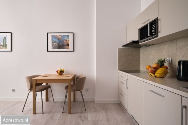 Mieszkanie 2-pokojowe Wrocław Śródmieście, ul. Marii Curie-Skłodowskiej. Zdjęcie 1