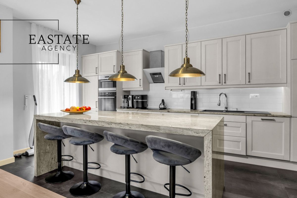 Mieszkanie 4-pokojowe Warszawa Wilanów, ul. Księdza Prymasa Augusta Hlonda. Zdjęcie 3