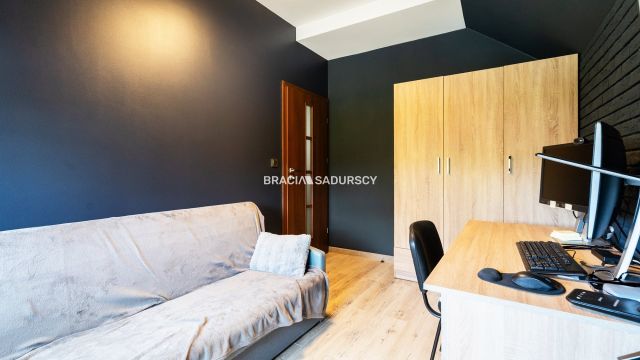 Mieszkanie 4-pokojowe Tomaszowice, ul. Kolberga. Zdjęcie 26