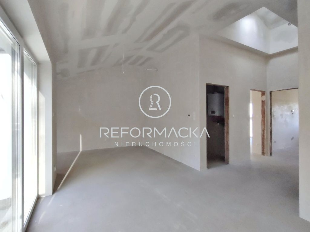 Mieszkanie 3-pokojowe Kielanówka. Zdjęcie 8