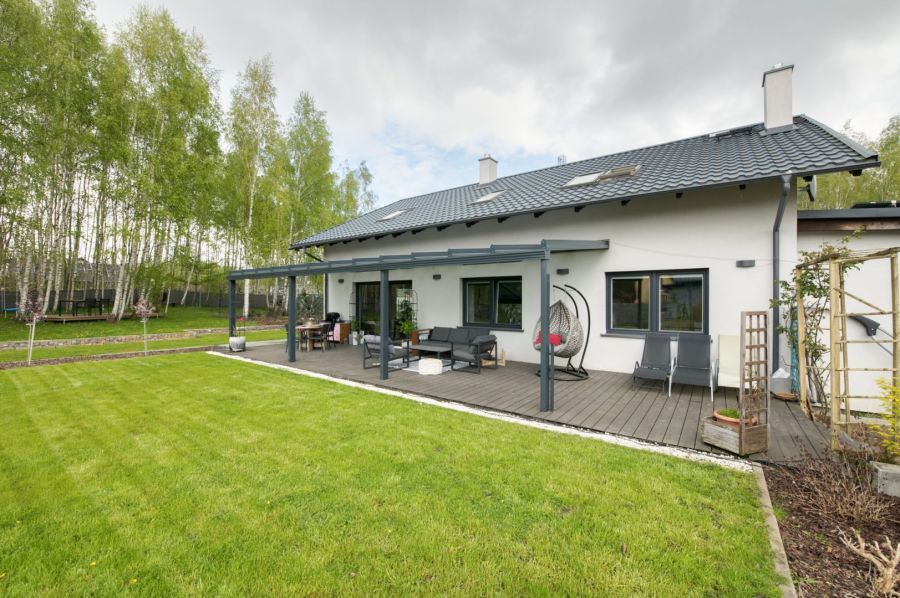 dom wolnostojący, 7 pokoi Bąkowo. Zdjęcie 1