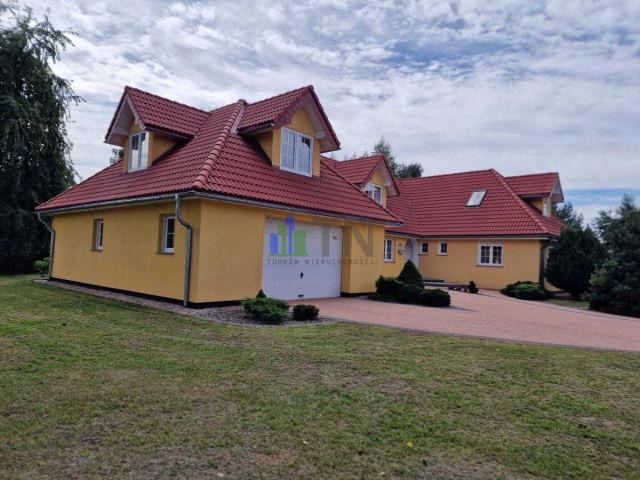 dom wolnostojący, 9 pokoi Chwałowice. Zdjęcie 1