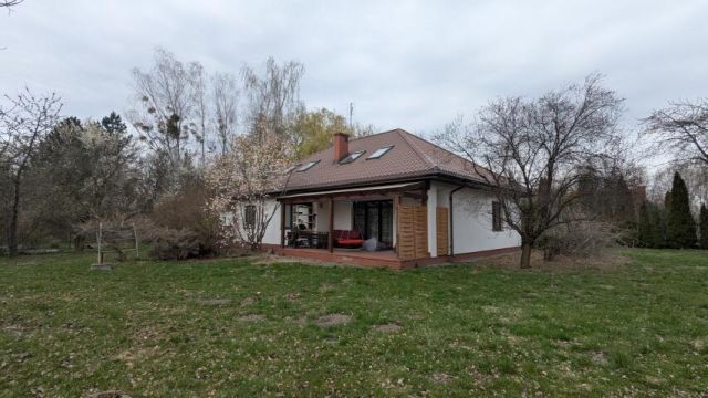 dom wolnostojący, 6 pokoi Złotokłos. Zdjęcie 2