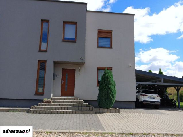 Mieszkanie 3-pokojowe Tarnowskie Góry, ul. Kardynała Stefana Wyszyńskiego. Zdjęcie 1