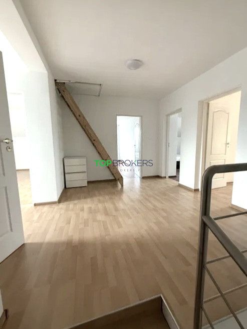 dom wolnostojący, 5 pokoi Warszawa Wawer. Zdjęcie 4