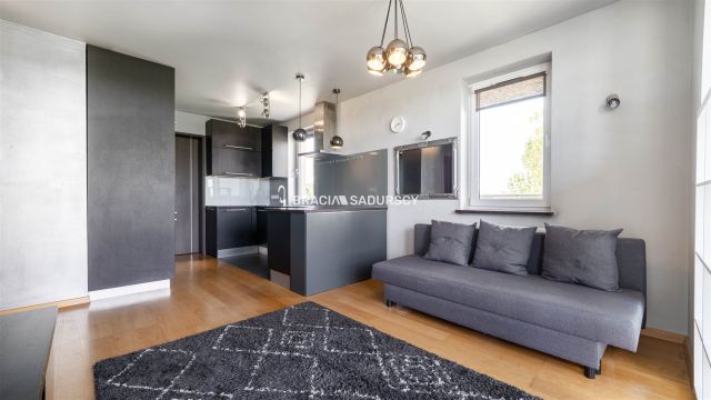 Mieszkanie 3-pokojowe Kraków Bieżanów, ul. Polonijna. Zdjęcie 1