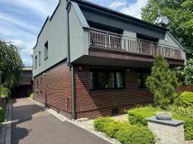 dom wolnostojący, 6 pokoi Tarnowskie Góry Centrum, ul. Torowa