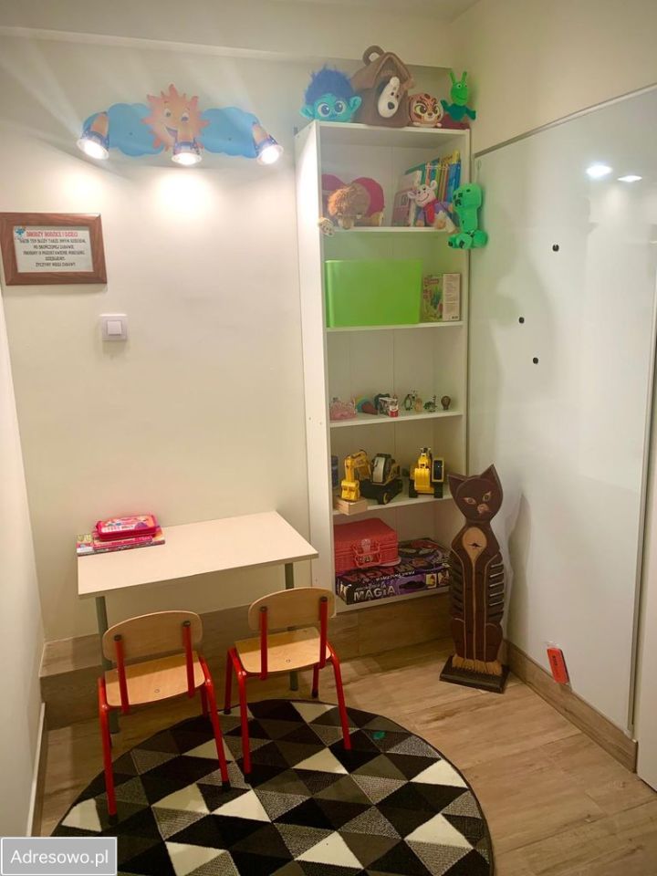 Lokal Niepołomice, rynek Rynek. Zdjęcie 9