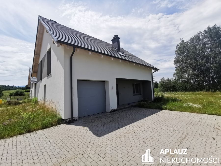 dom wolnostojący, 5 pokoi Jelenia Góra Czarne. Zdjęcie 2