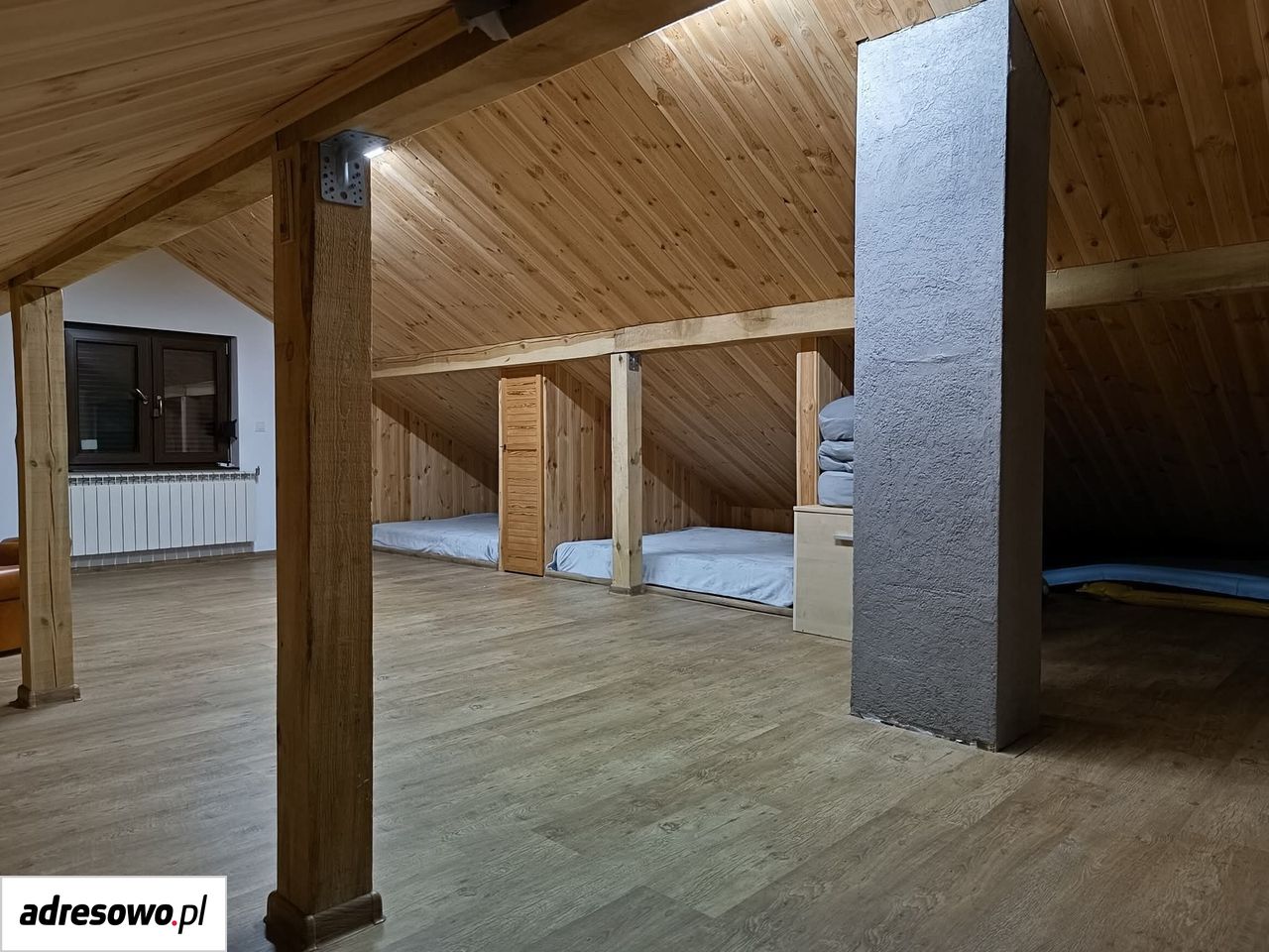 dom wolnostojący, 5 pokoi Ostrowite. Zdjęcie 12