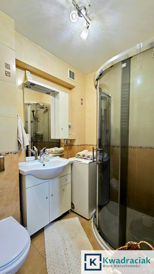Mieszkanie 3-pokojowe Ustrzyki Dolne, ul. Słoneczna. Zdjęcie 9