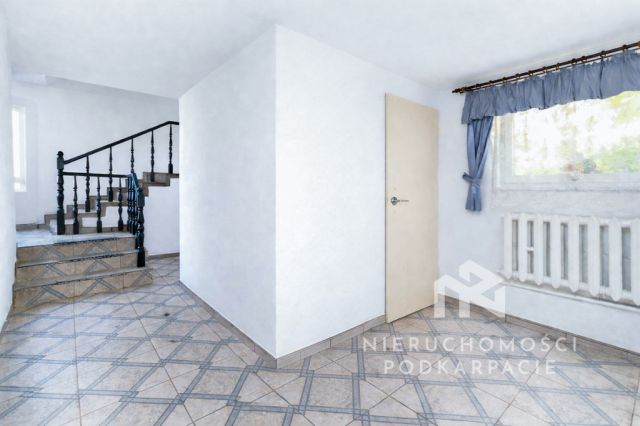 dom wolnostojący, 6 pokoi Borek Stary. Zdjęcie 14