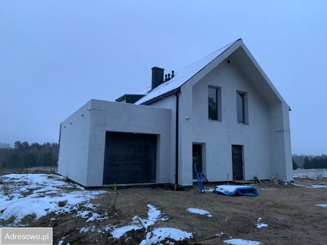dom wolnostojący, 6 pokoi Zwierzewo. Zdjęcie 1