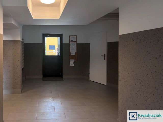 Mieszkanie 2-pokojowe Krosno, ul. Augusta Lewakowskiego. Zdjęcie 15