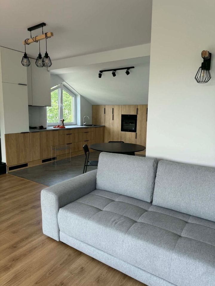 Mieszkanie 2-pokojowe Aleksandrów Łódzki, al. Wyzwolenia. Zdjęcie 2