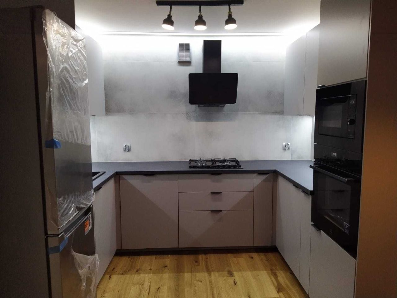 Mieszkanie 3-pokojowe Wrocław Szczepin, ul. Rybacka. Zdjęcie 3