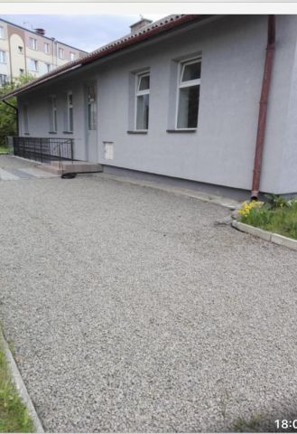 dom wolnostojący, 5 pokoi Lubaczów, ul. Adama Mickiewicza. Zdjęcie 1