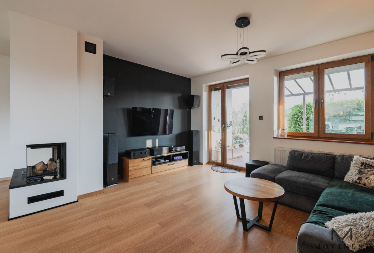 dom wolnostojący, 4 pokoje Biskupice. Zdjęcie 8