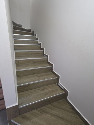 bliźniak, 5 pokoi Kobyłka Mareta, ul. Longinusa. Zdjęcie 4