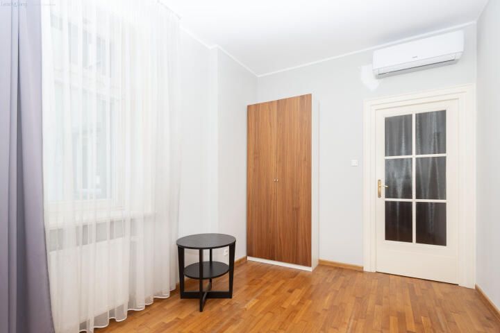 Mieszkanie 3-pokojowe Kraków Stare Miasto, ul. Józefa. Zdjęcie 5