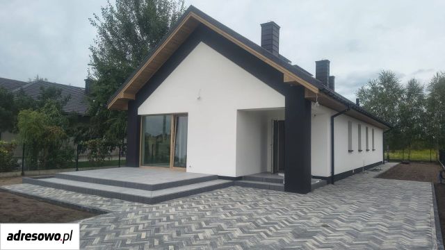 dom wolnostojący, 3 pokoje Lipówki, ul. Wesoła. Zdjęcie 1