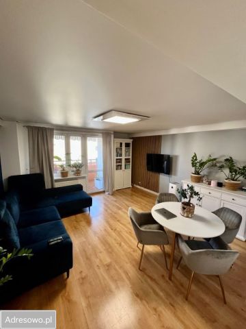 Mieszkanie 3-pokojowe Warszawa Gocław, ul. Stanisława Sosabowskiego. Zdjęcie 1