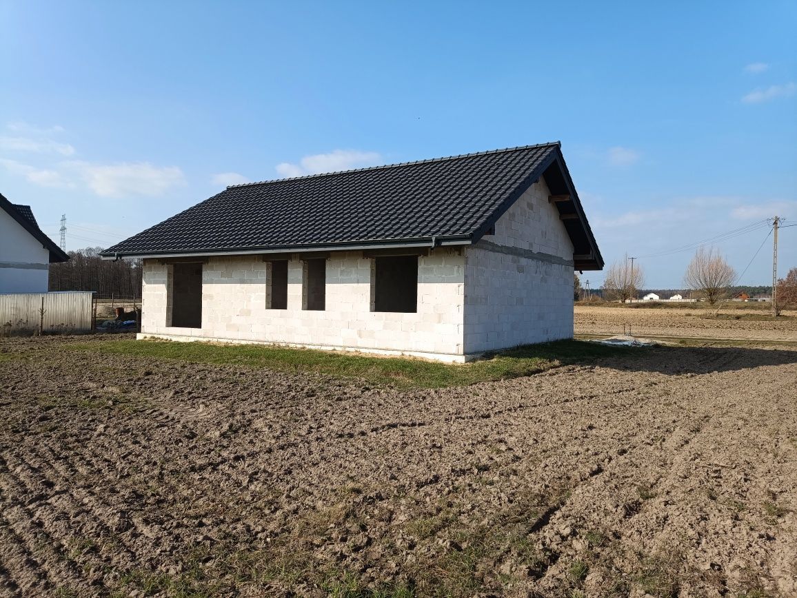 dom wolnostojący, 3 pokoje Leszyce. Zdjęcie 2