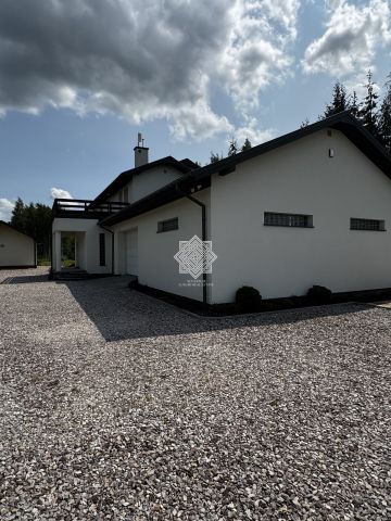 dom wolnostojący, 8 pokoi Koryciska. Zdjęcie 15