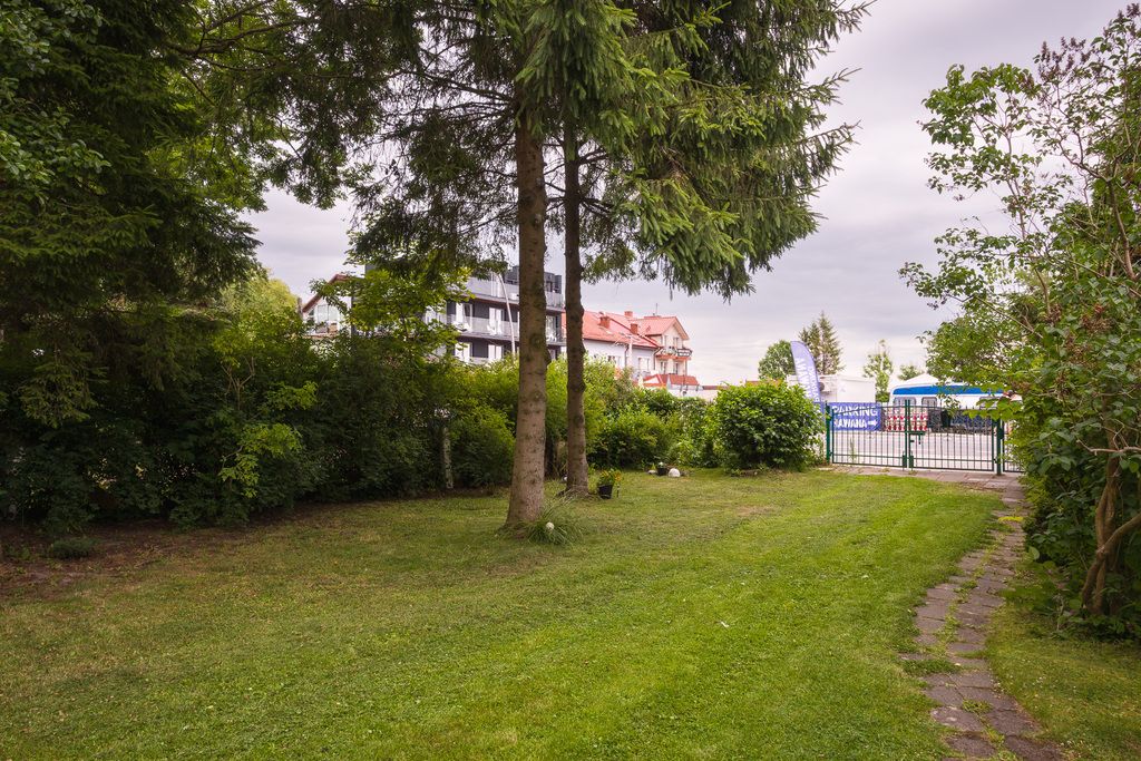 dom wolnostojący, 10 pokoi Mielno, ul. Bolesława Chrobrego. Zdjęcie 2