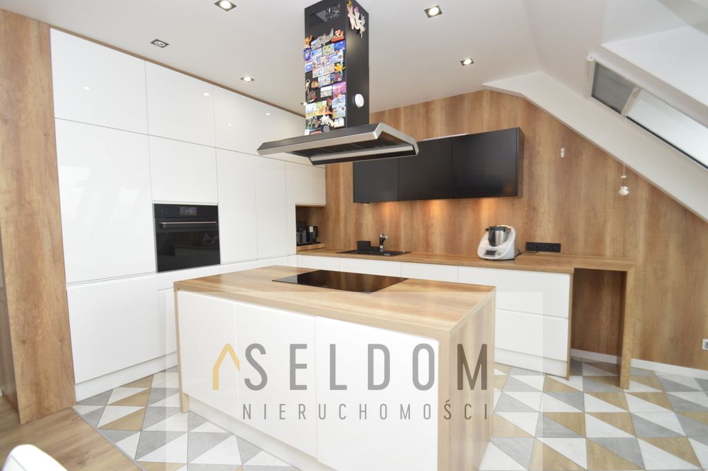 Mieszkanie 4-pokojowe Legnica Bielany, ul. Radiotelegrafistów. Zdjęcie 3