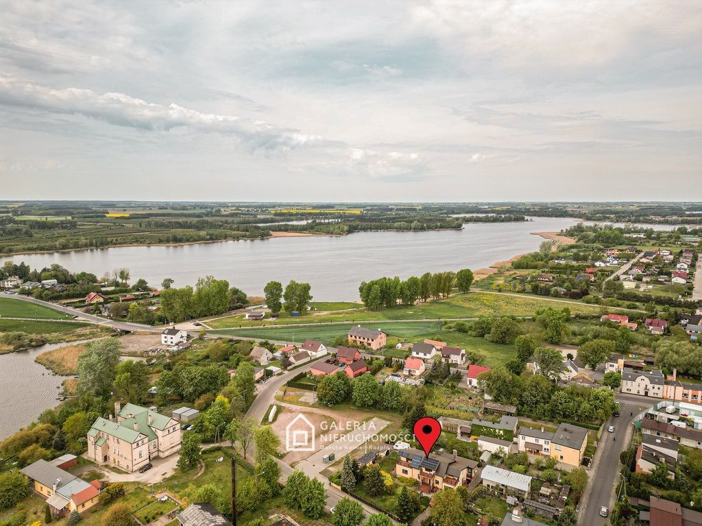 dom wolnostojący, 7 pokoi Rogowo, ul. im. Klemensa Maciaszczyka