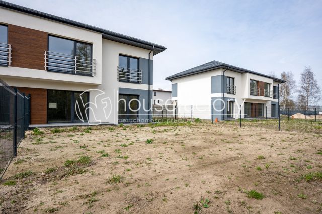 bliźniak, 4 pokoje Rzgów, ul. Ustronna. Zdjęcie 1