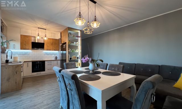 Mieszkanie 4-pokojowe Starogard Gdański, ul. Alojzego Pawła Gusowskiego. Zdjęcie 5