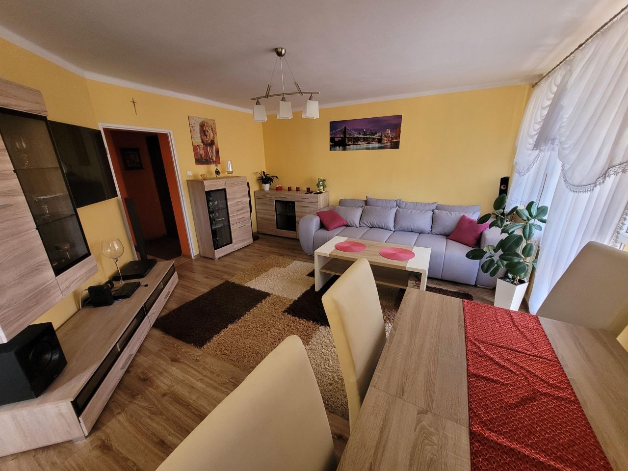 Mieszkanie 3-pokojowe Starachowice Wanacja, ul. gen. Józefa Ludwika Hauke-Bosaka. Zdjęcie 1