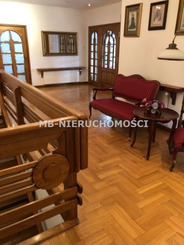 dom wolnostojący, 10 pokoi Zalbki. Zdjęcie 9