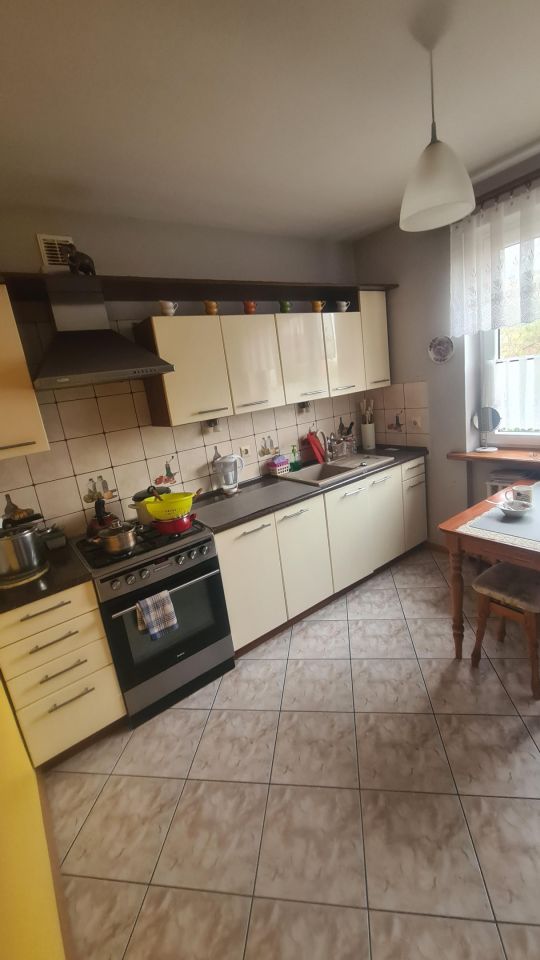 bliźniak, 7 pokoi Kielce Ostra Górka, Mjr. SUCHARSKIEGO. Zdjęcie 11