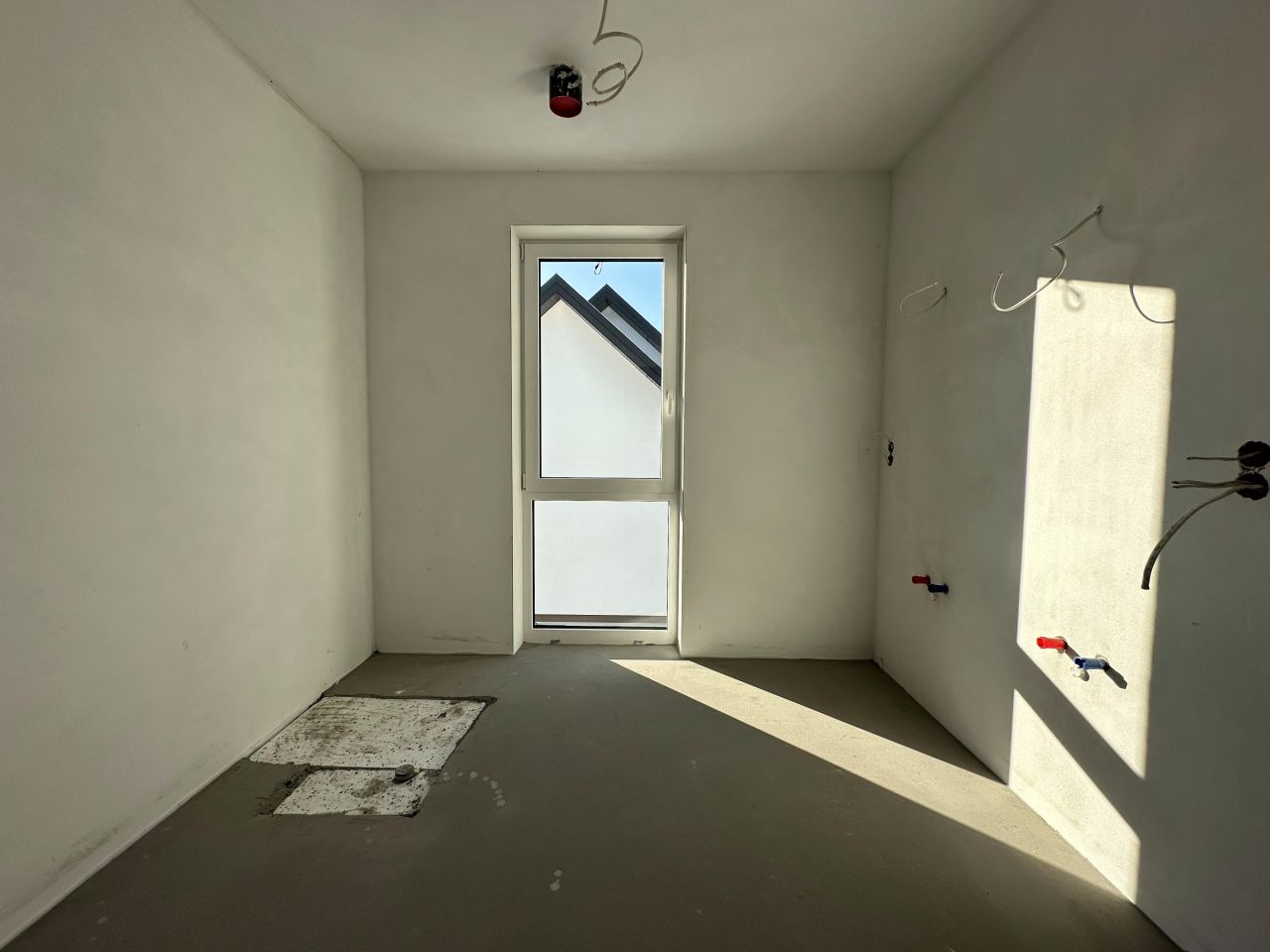 dom wolnostojący, 5 pokoi Szczęsne, ul. Sikorki. Zdjęcie 13