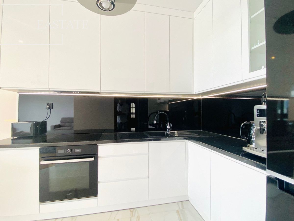 Mieszkanie 3-pokojowe Warszawa Mokotów, al. Wyścigowa. Zdjęcie 4