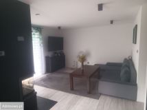 dom wolnostojący, 3 pokoje Różanka, ul. Zamoyskich. Zdjęcie 2