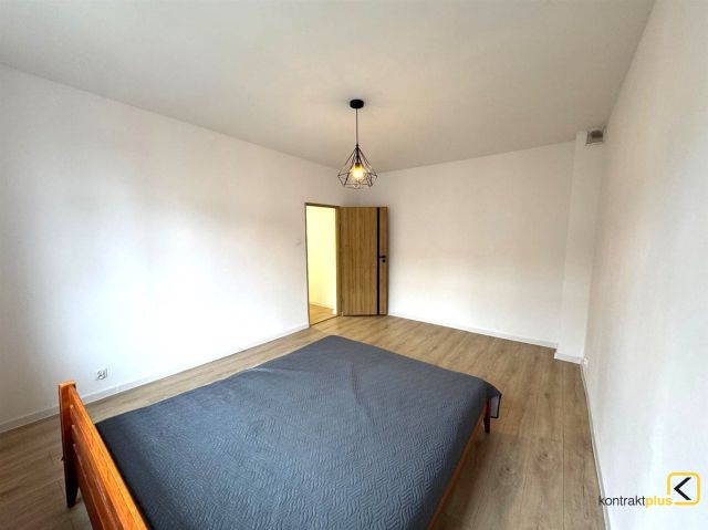 Mieszkanie 3-pokojowe Ruda Śląska Nowy Bytom, ul. Jana Furgoła. Zdjęcie 2