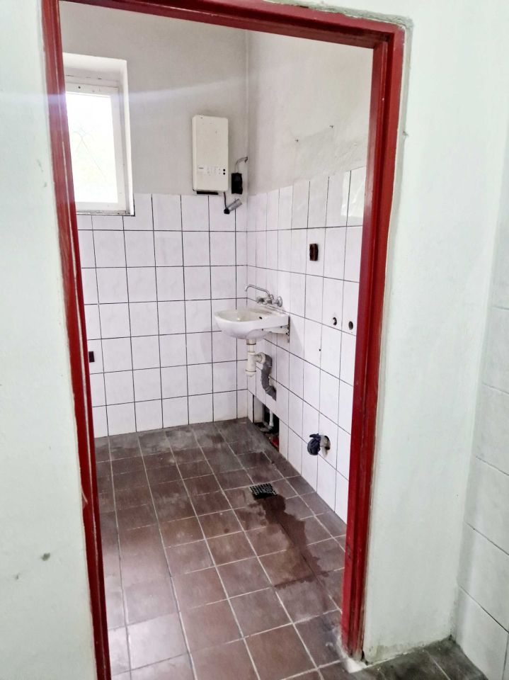 Nieruchomość komercyjna Cisów. Zdjęcie 6