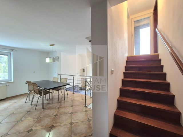 bliźniak, 5 pokoi Dziadowa Kłoda, ul. Tęczowa. Zdjęcie 15