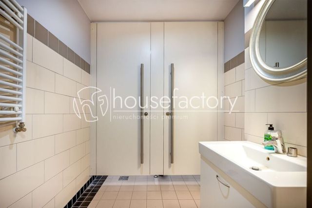 Lokal Łódź Księży Młyn, ul. Tylna. Zdjęcie 11