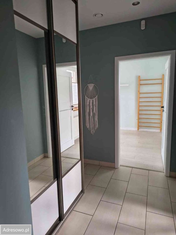 dom wolnostojący, 5 pokoi Władysławów. Zdjęcie 18